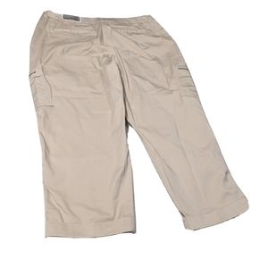 NWT Chico's 2 The Ultimate Fit Comfort Waist Crop Utility Slim Pants L 12